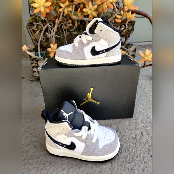 Jordan 1 Mid SE Craft - Picture 1 of 4